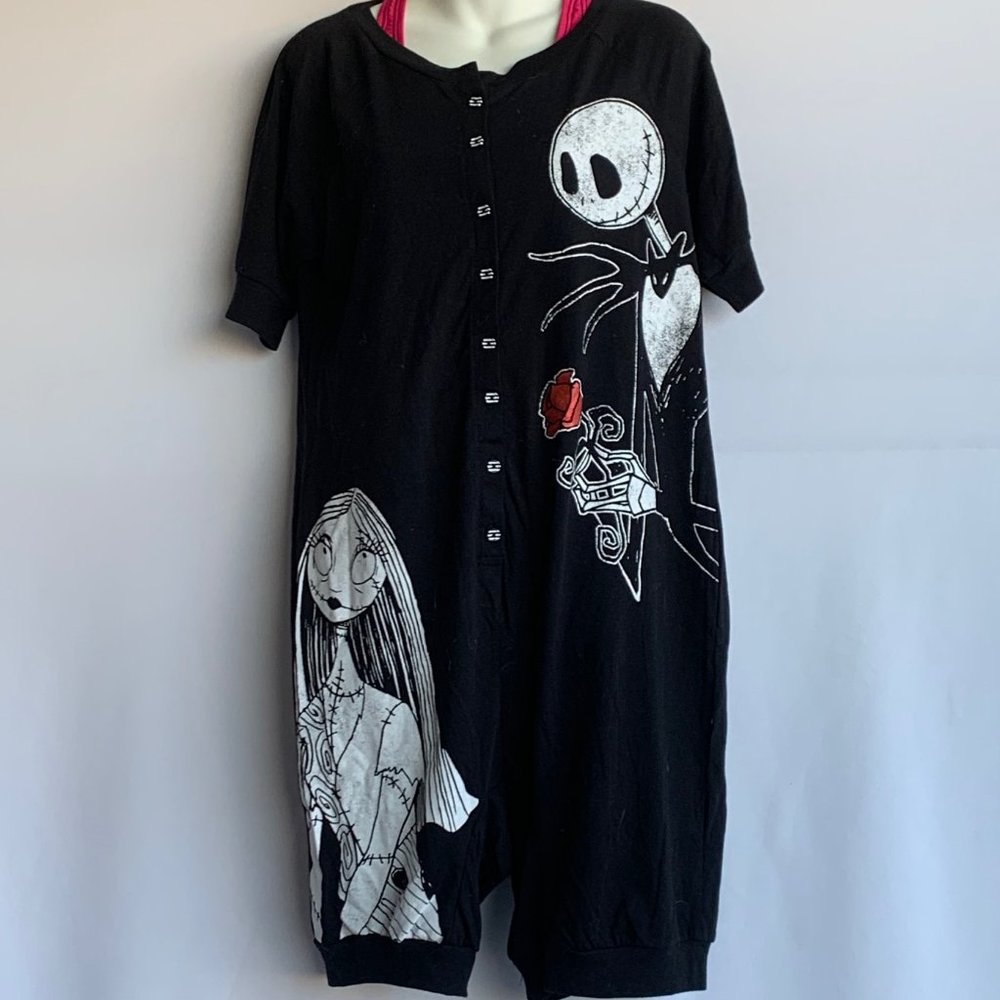Disney The Nightmare before Christmas pj's sz 7-9